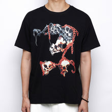 Load image into Gallery viewer, Skull &amp; Chains Tee
