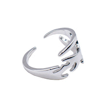 Load image into Gallery viewer, Thorns Ring
